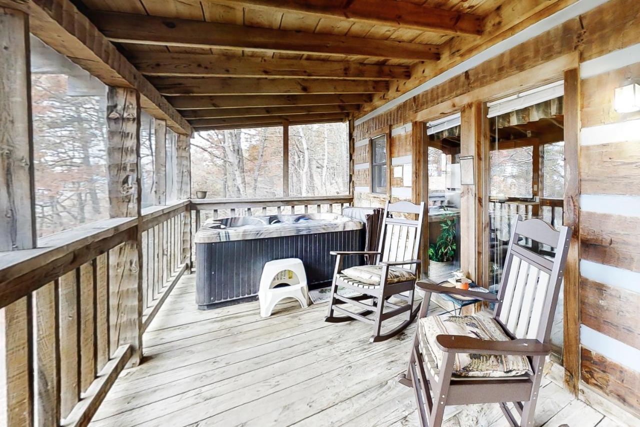 Misty View Cabin Hatchertown Екстериор снимка