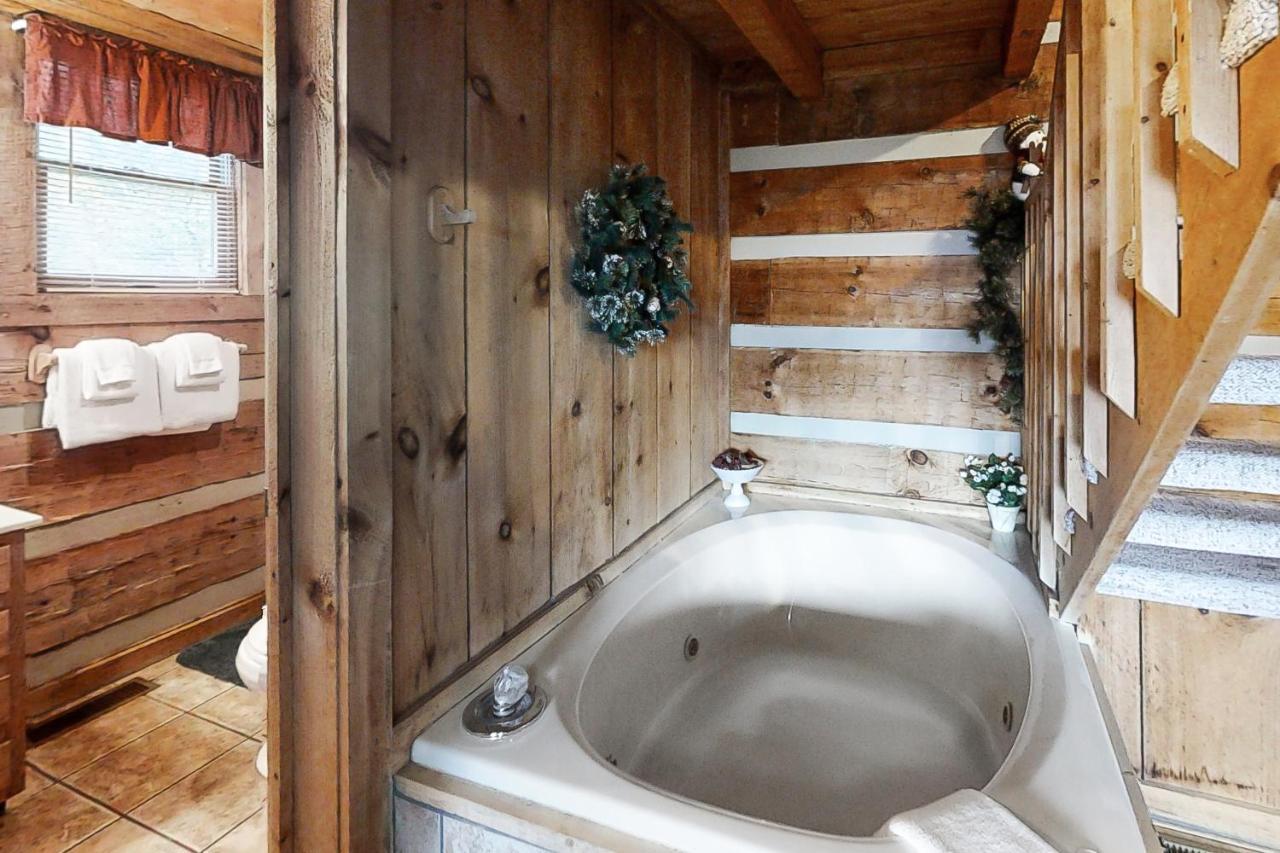 Misty View Cabin Hatchertown Екстериор снимка
