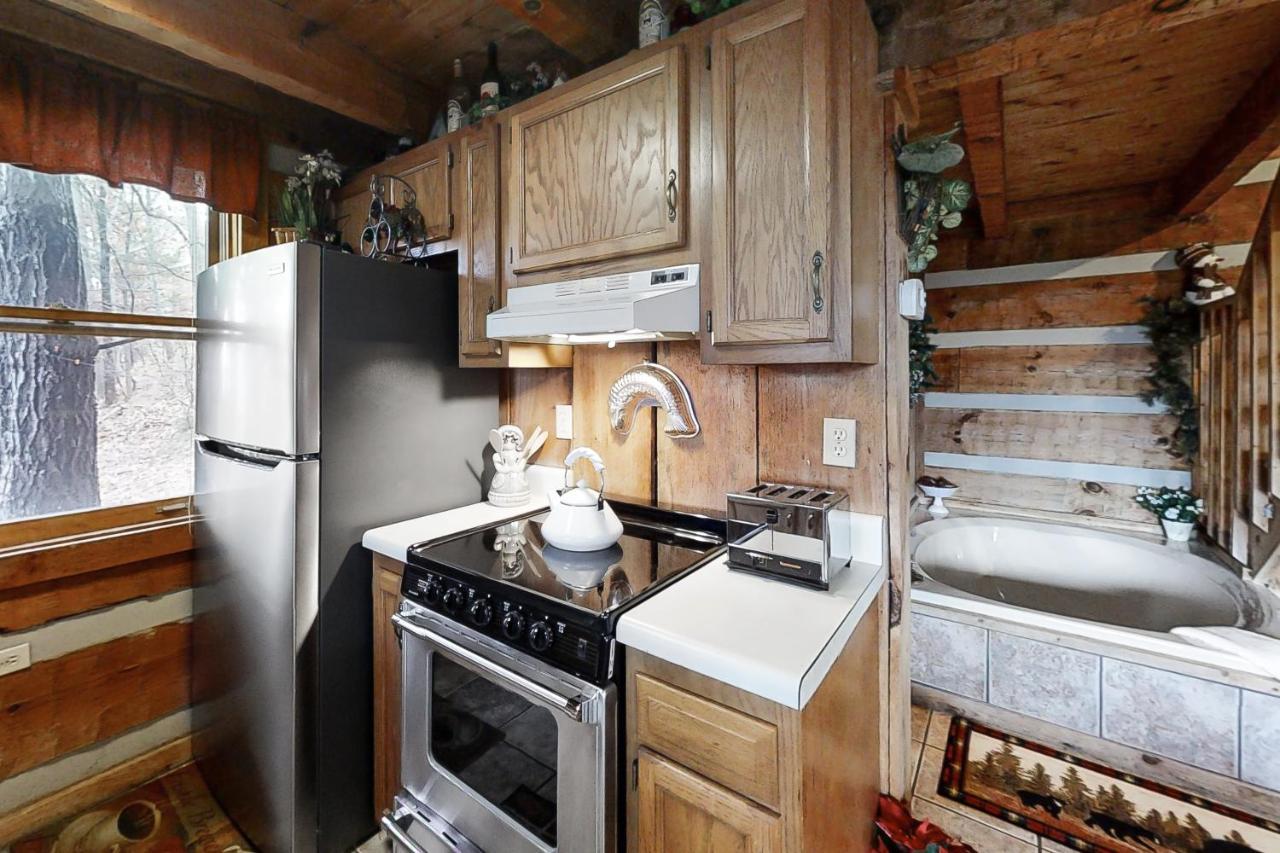 Misty View Cabin Hatchertown Екстериор снимка